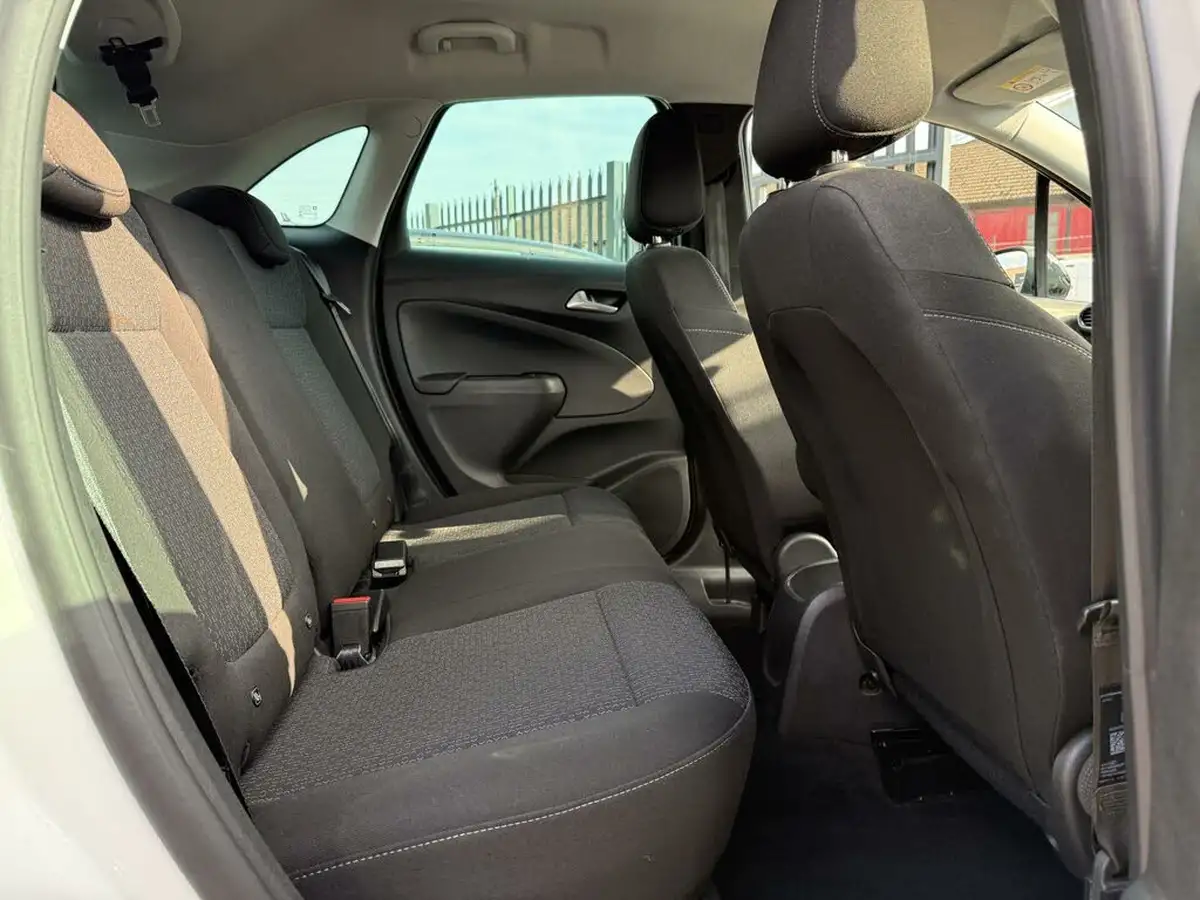 2021-vauxhall-crossland-12i-griffin-big-16