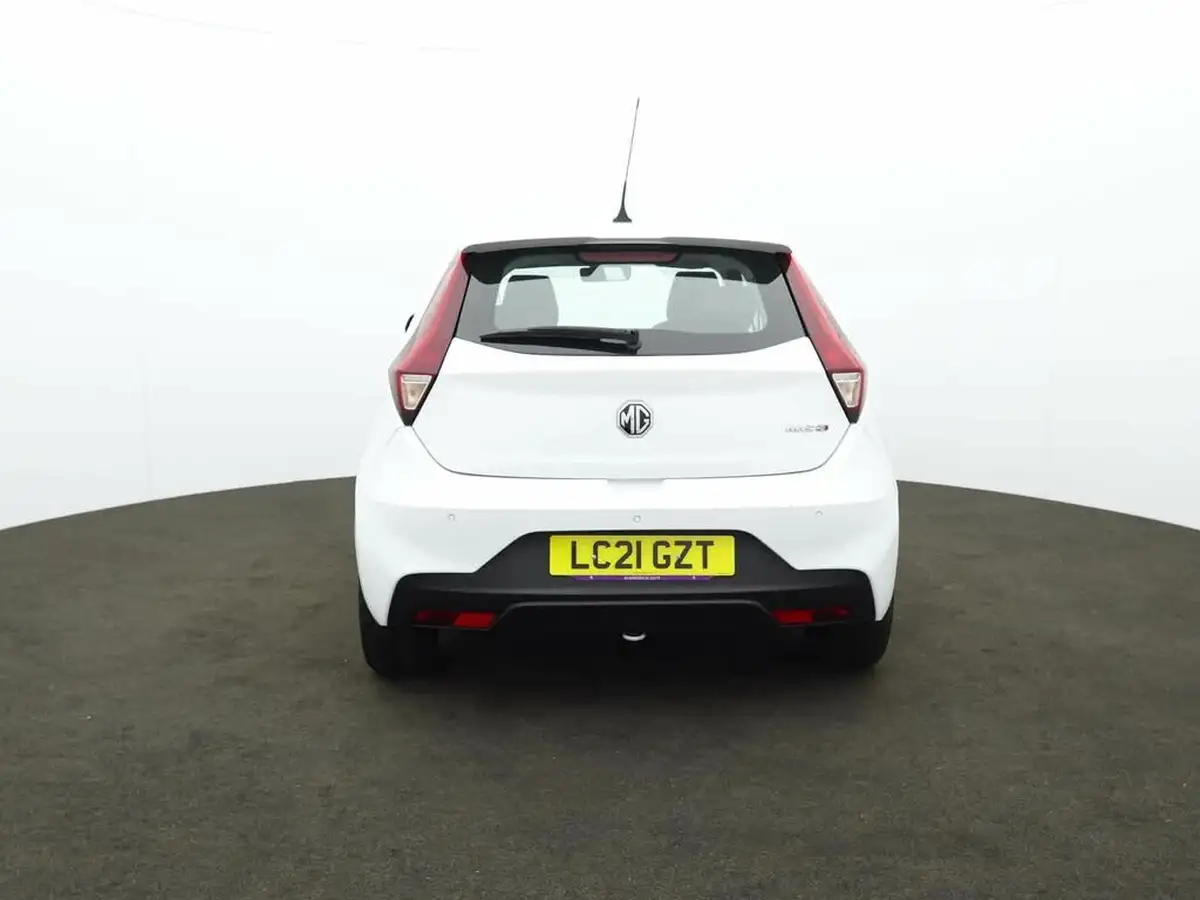 2021-mg-mg3-15-vti-tech-exclusive-nav-big-2