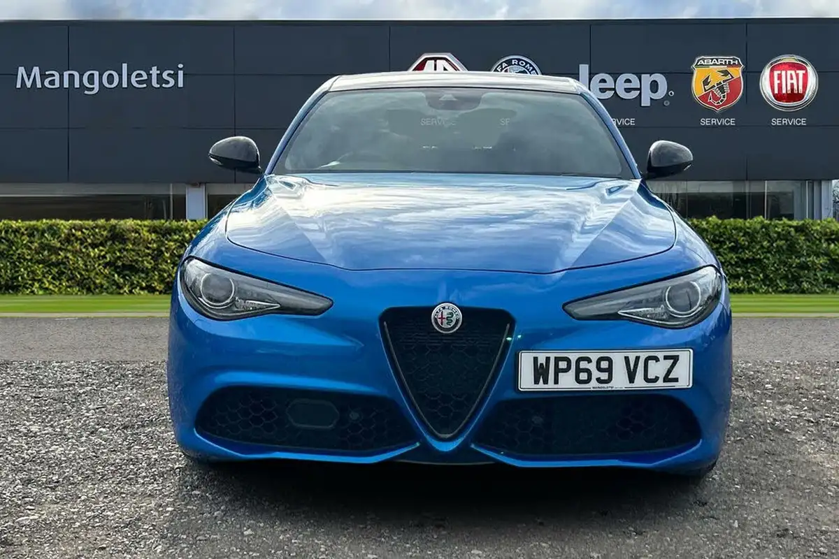 2019-alfa-romeo-giulia-20-veloce-ti-big-7