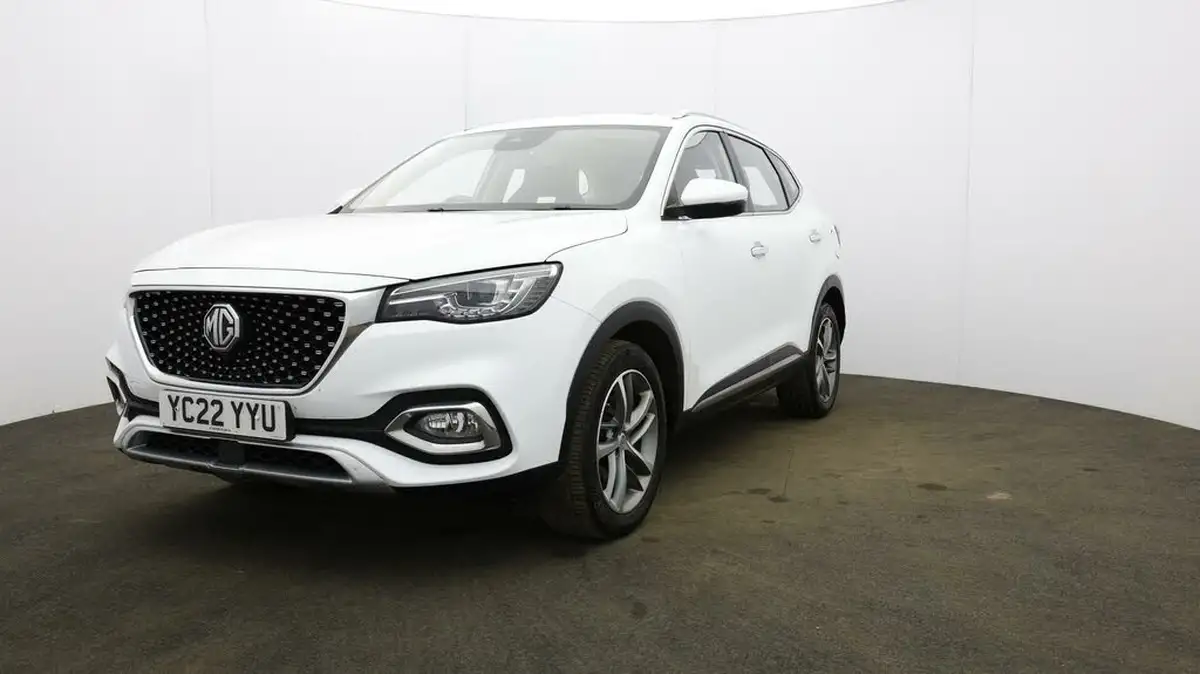 2022-mg-hs-15t-gdi-exclusive-162ps-dct-big-29