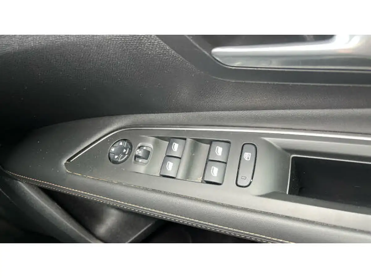2019-peugeot-3008-suv-15-bluehdi-gt-line-premium-big-28