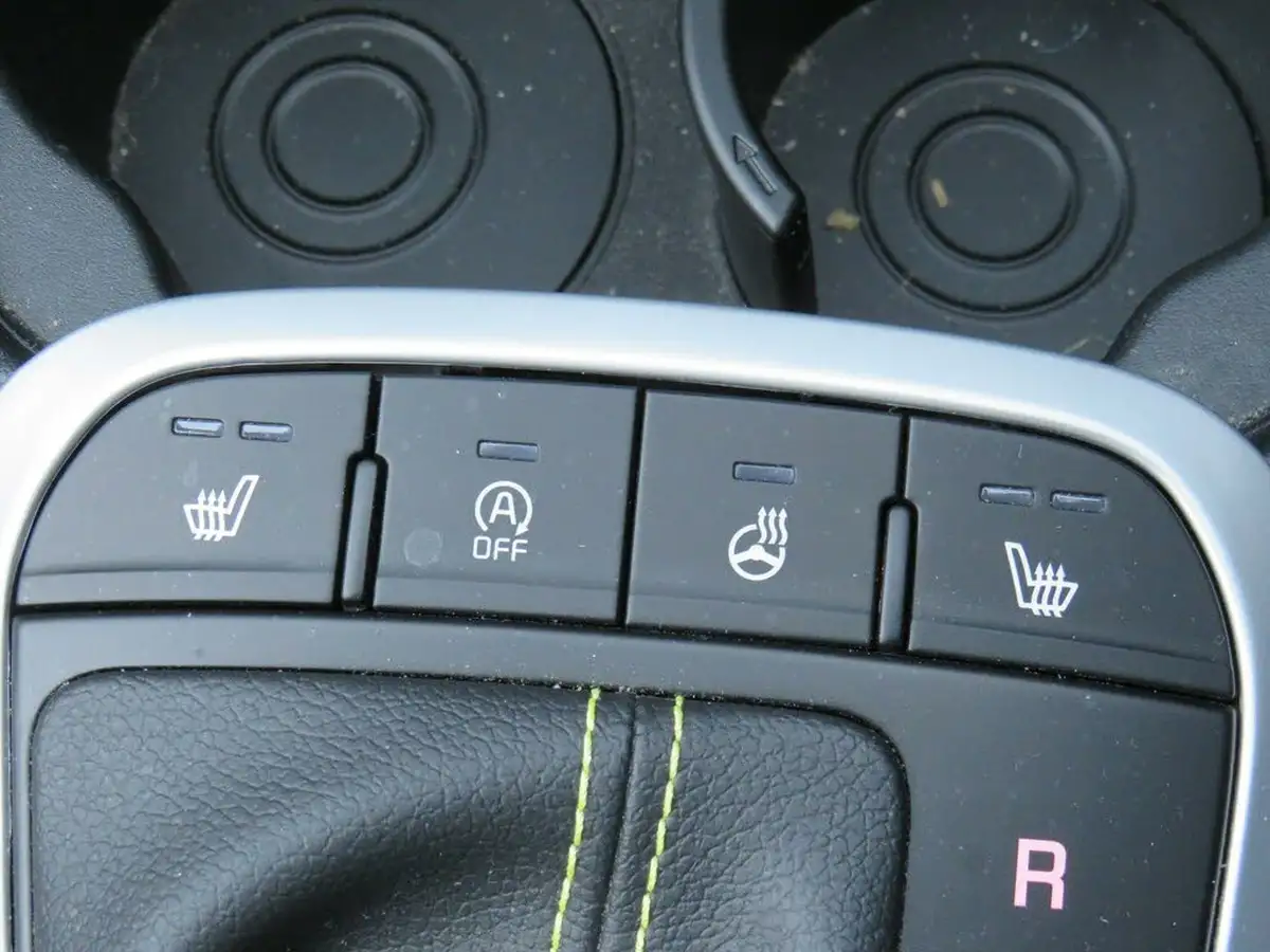 2023-kia-picanto-10-x-line-s-auto-seq-big-17