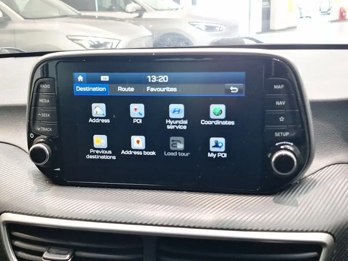 2019-hyundai-tucson-16-gdi-se-nav-big-13