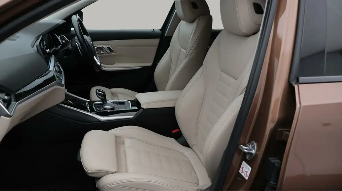 2019-bmw-3-series-20-330e-sport-pro-big-14