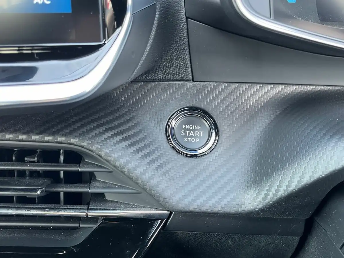 2021-peugeot-208-e-gt-50kwh-big-22