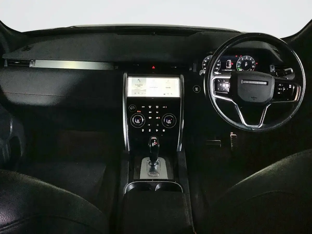 2022-land-rover-discovery-sport-15-p300e-r-dynamic-se-big-0