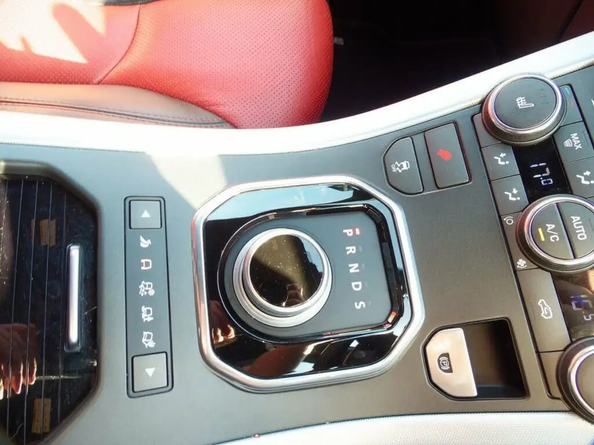 2011-land-rover-range-rover-evoque-20-dynamic-hatchback-5d-big-42