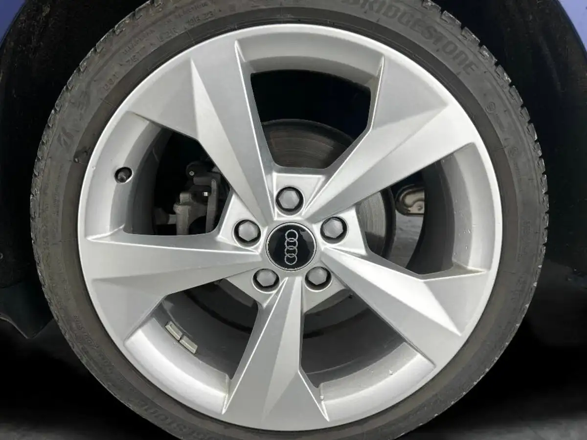 2023-audi-a3-15-35-tfsi-s-line-sportback-5d-big-10