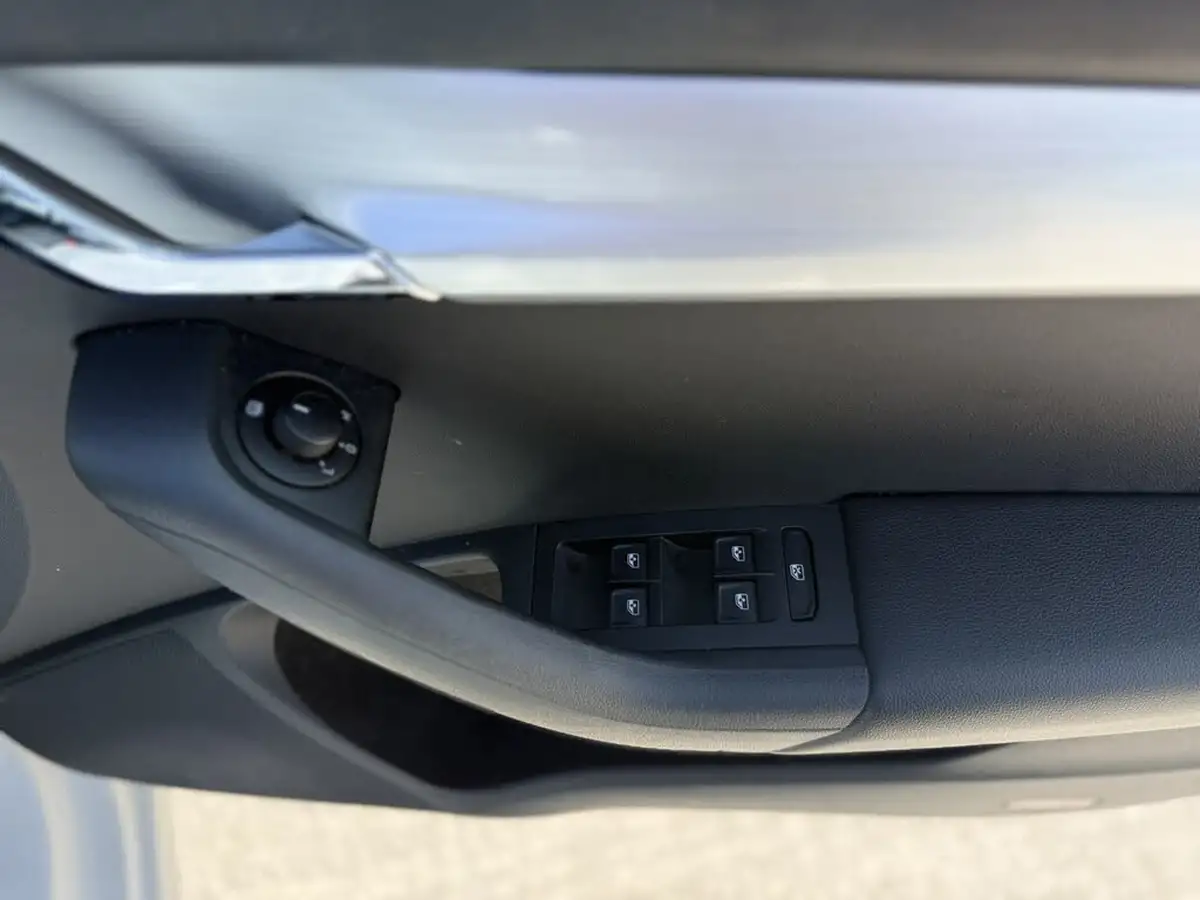 2019-skoda-octavia-10-tsi-se-technology-hatchback-big-49