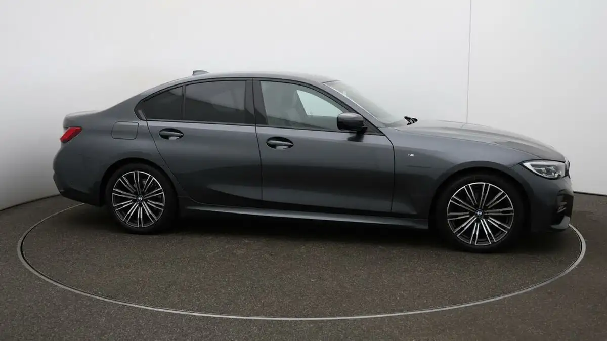 2021-bmw-3-series-20-318i-m-sport-saloon-4d-big-41