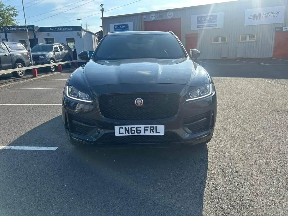 2016-jaguar-f-pace-20-i4d-r-sport-awd-auto-big-1