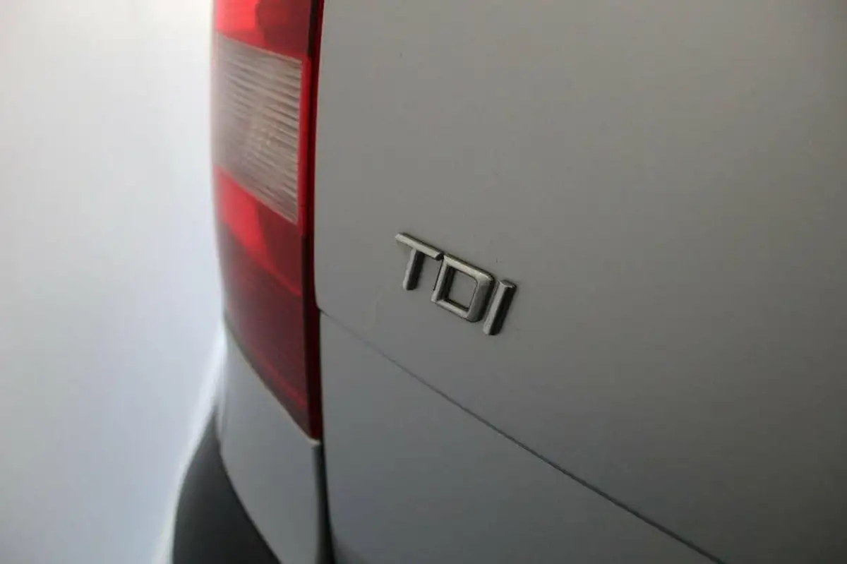 2013-skoda-yeti-20td-adventure-110bhp-big-10