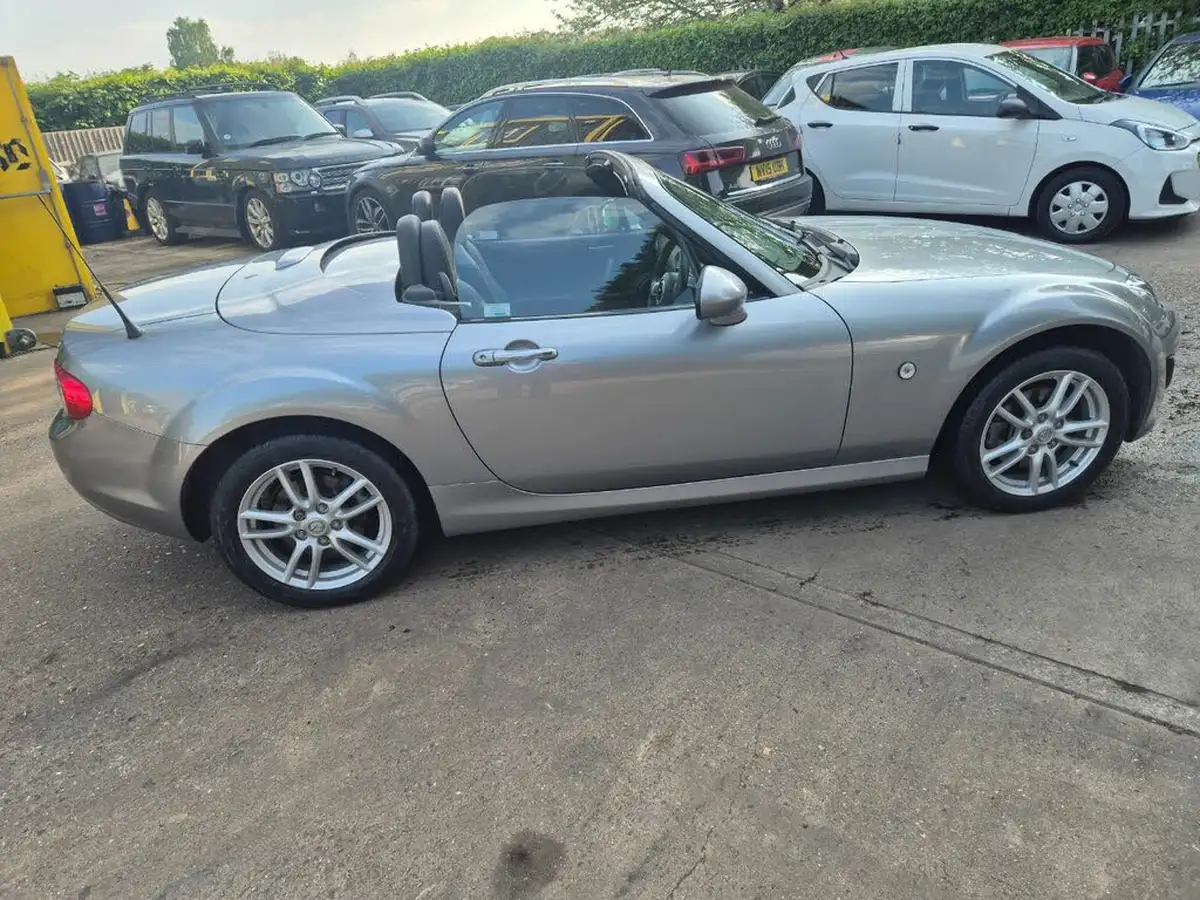 2012-mazda-mx-5-18-roadster-se-126ps-big-4