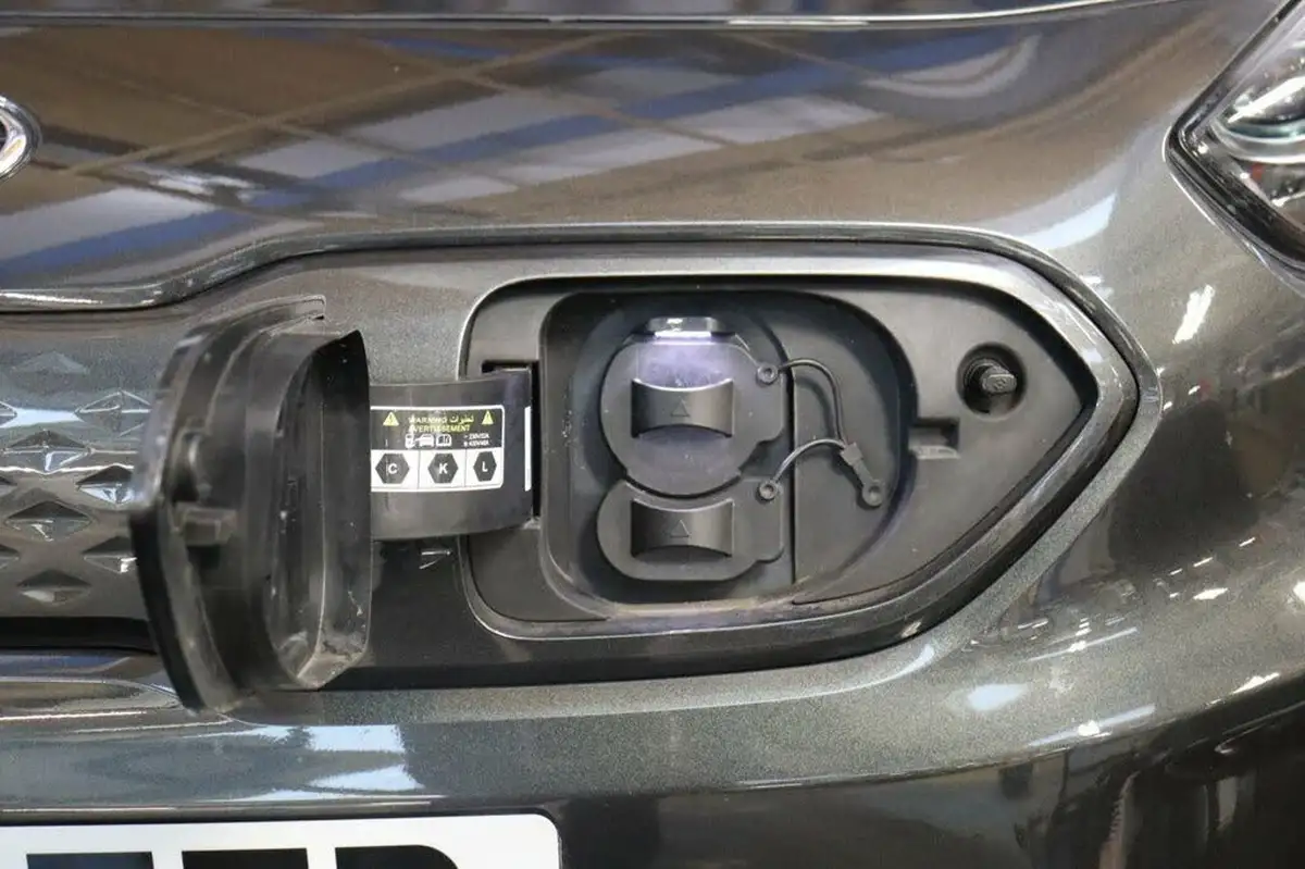 2021-kia-e-niro-ev-4-big-15