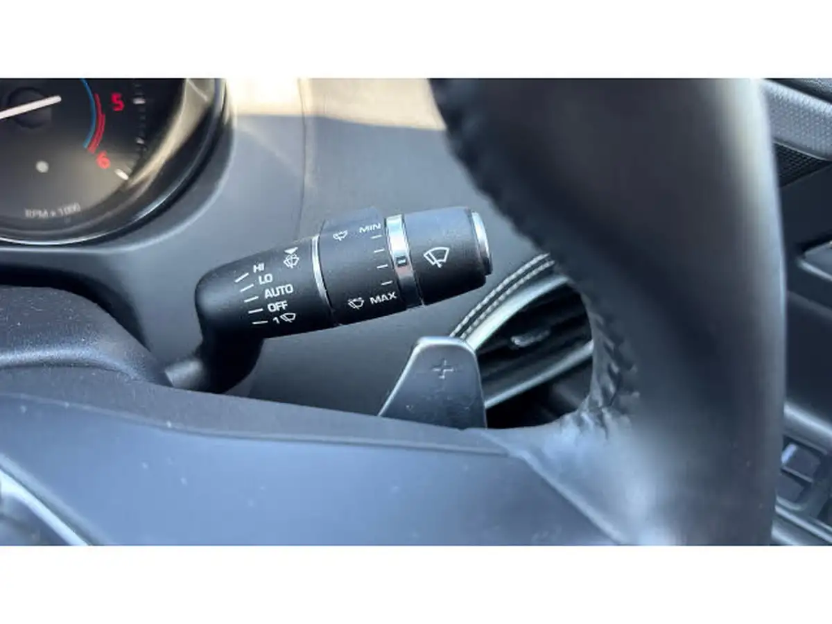 2019-jaguar-xe-20d-r-sport-180ps-auto-big-28