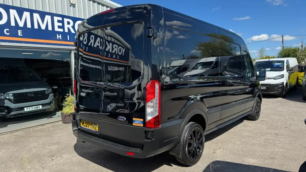 2022-ford-transit-big-15