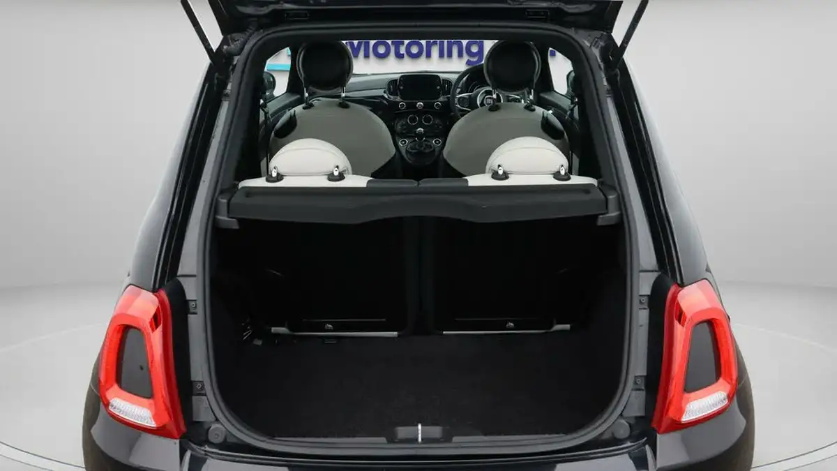 2022-fiat-500-10-dolcevita-big-17