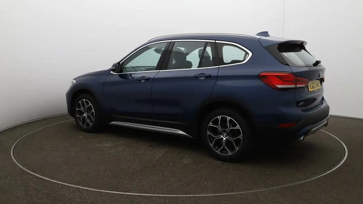 2022-bmw-x1-20-sdrive20i-xline-big-27