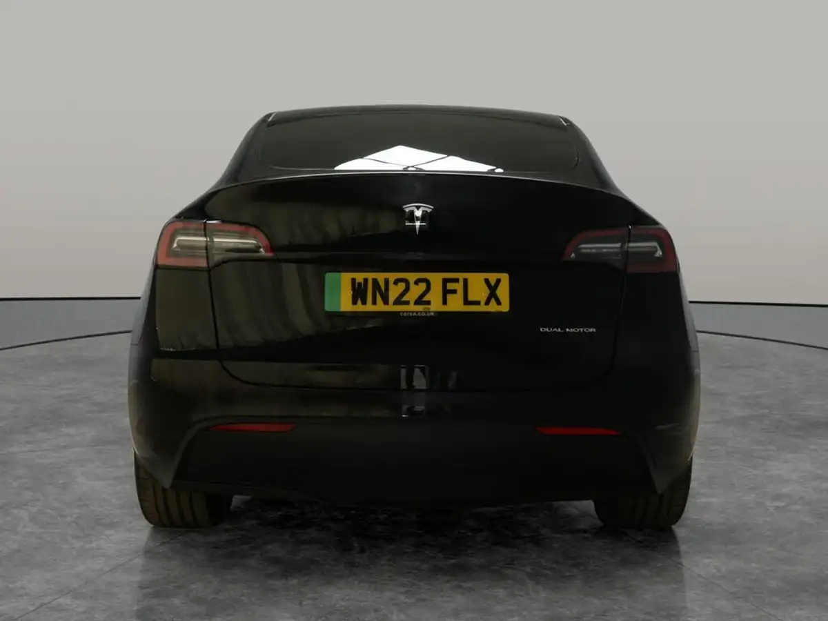 2022-tesla-model-y-e-long-range-big-12
