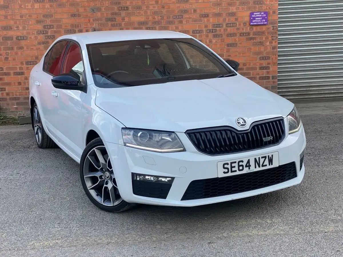 2015-skoda-octavia-20tdi-vrs-hatchback-big-65