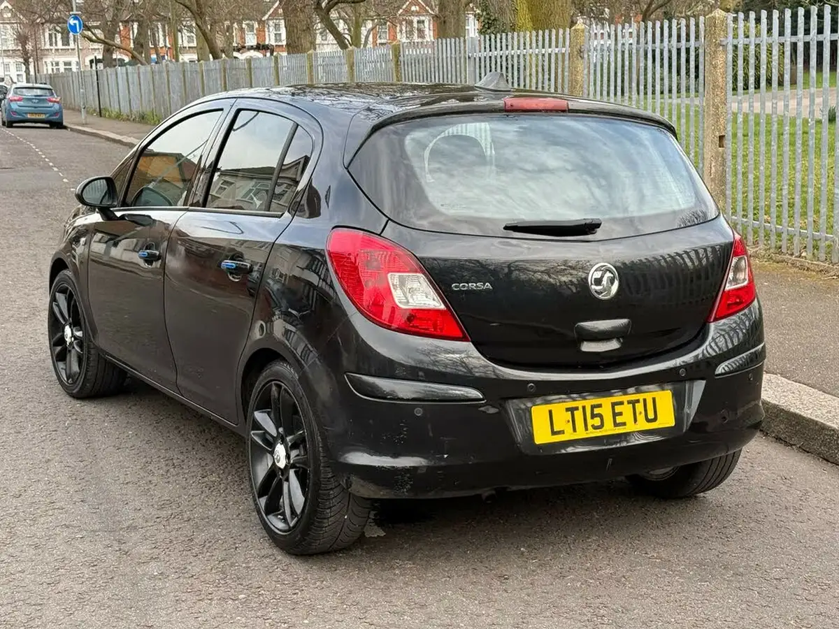2015-vauxhall-corsa-12-sting-16v-vvt-85ps-ac-5d-big-6