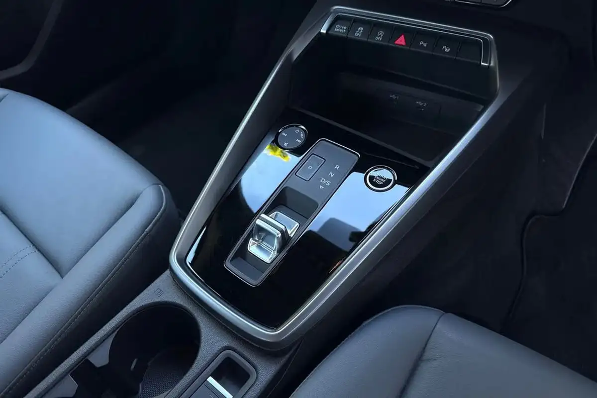 2023-audi-a3-15-35-tfsi-sportback-5d-s-tronic-big-21