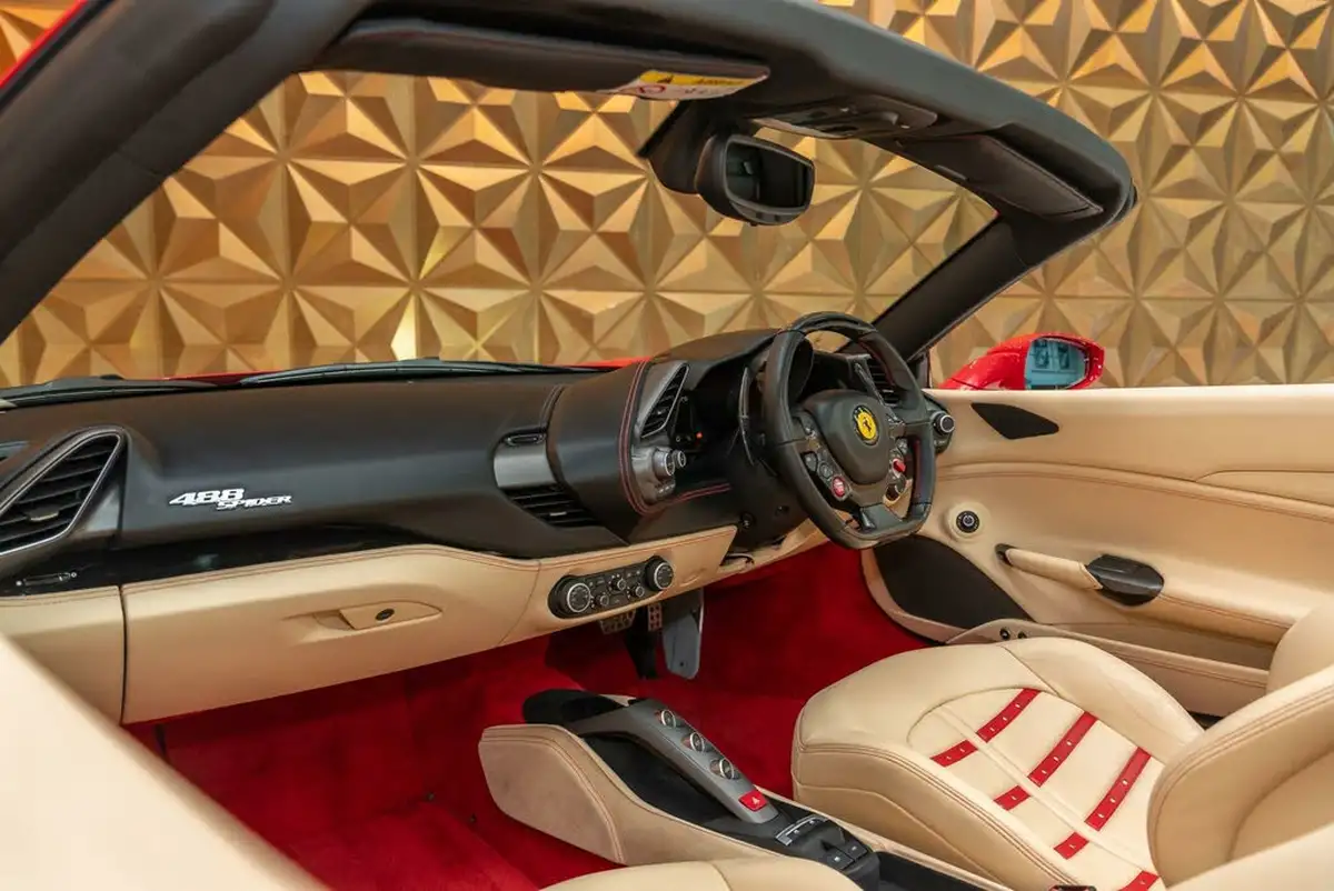 2017-ferrari-488-39-488-spider-big-10