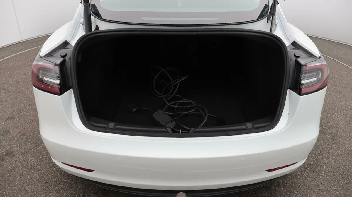 2021-tesla-model-3-e-long-range-4x4-big-17