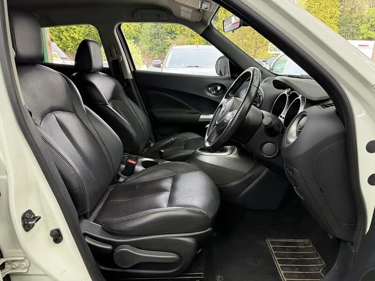 2013-nissan-juke-15dci-tekna-big-18