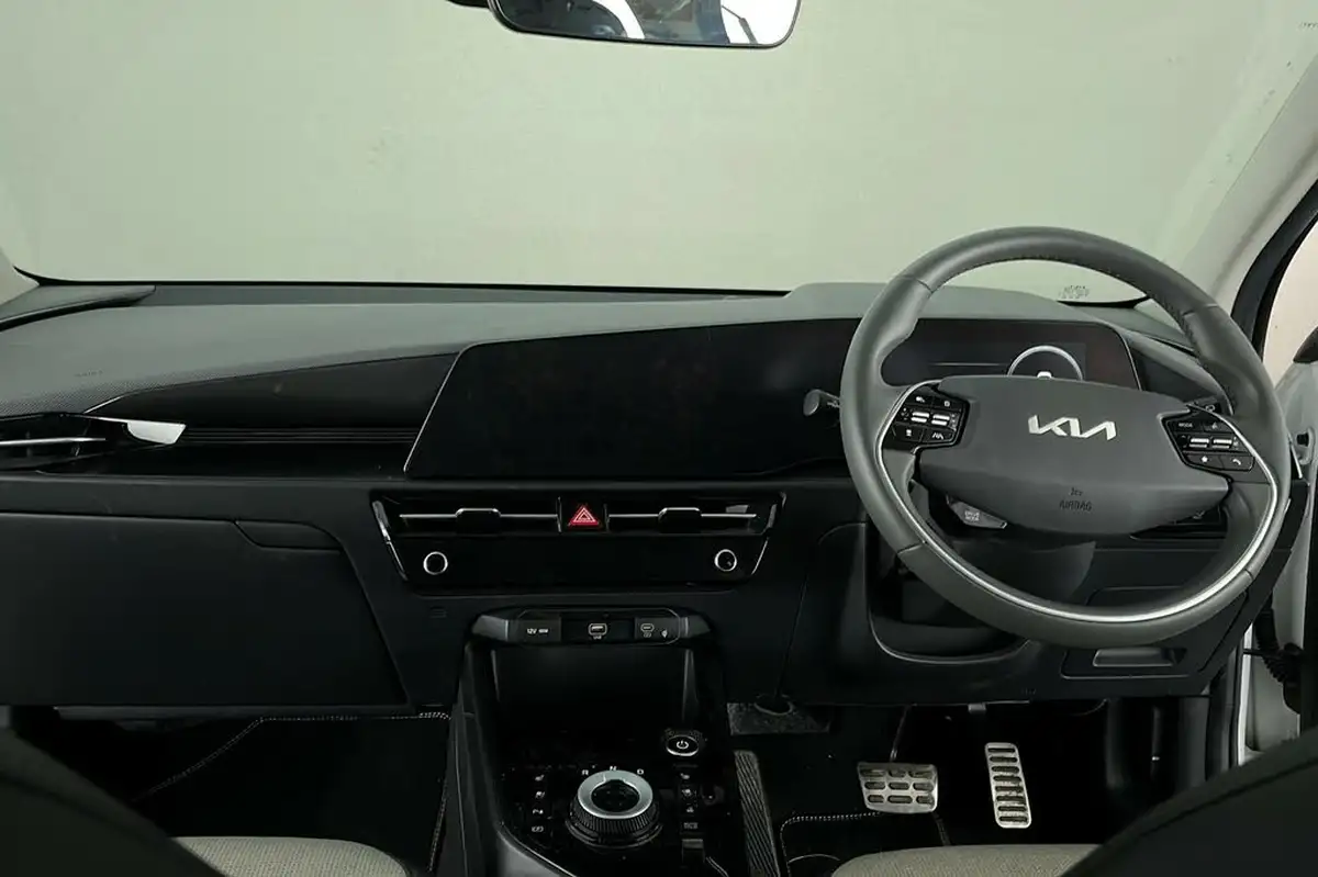 2022-kia-niro-ev-e-4-big-7