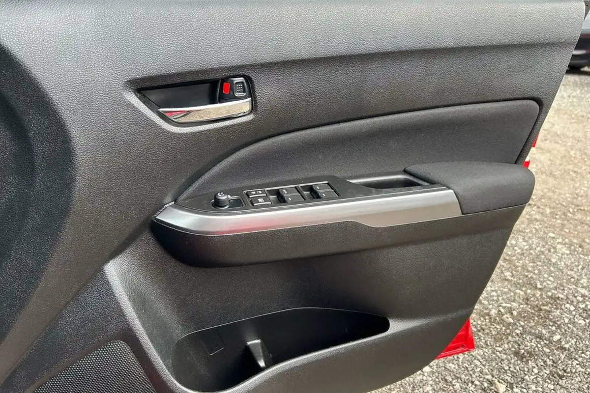 2021-suzuki-vitara-14-boosterjet-sz4-big-13