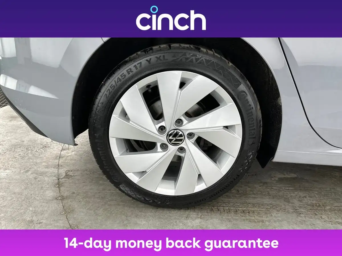 2022-volkswagen-golf-20tdi-style-150ps-hatchback-dsg-big-18