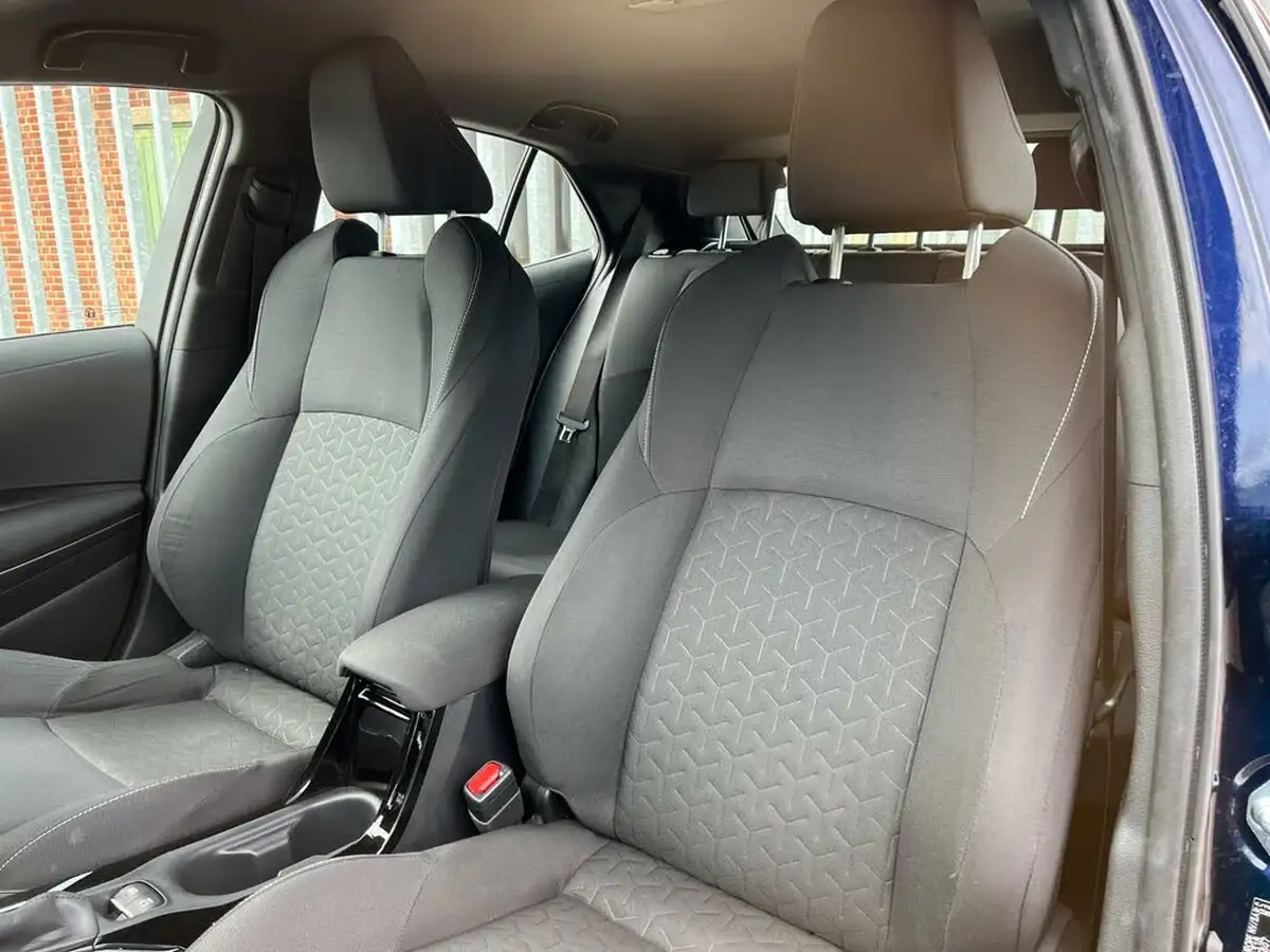 2021-toyota-corolla-18-vvt-i-icon-spare-wheel-hatchback-5d-big-28