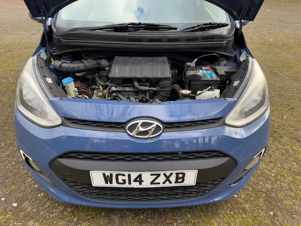 2014-hyundai-i10-10-premium-big-54