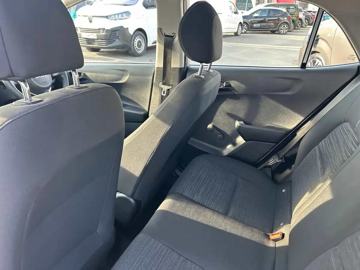 2022-kia-picanto-10-1-big-33