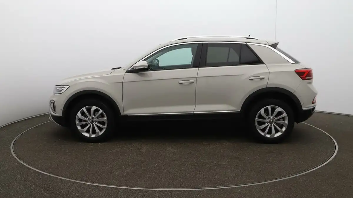 2023-volkswagen-t-roc-15-tsi-style-hatchback-5d-big-30