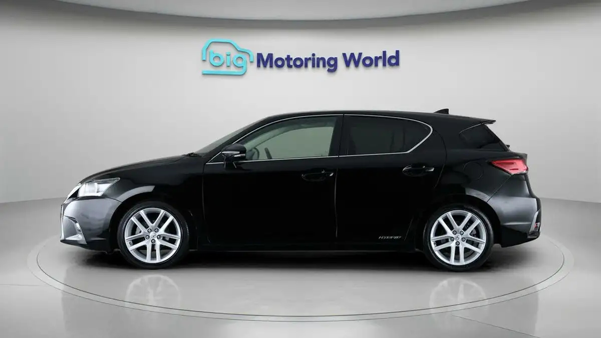 2018-lexus-ct-200h-18-luxury-big-4