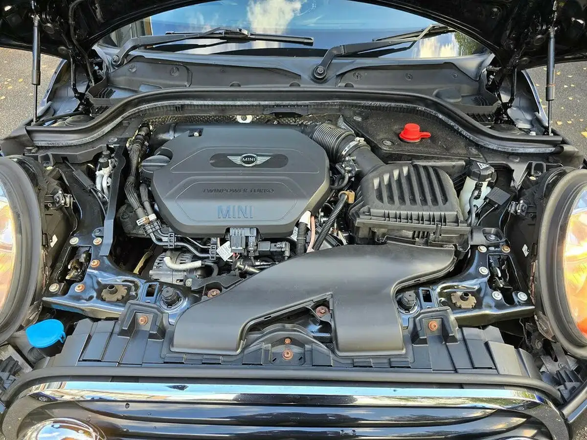 2014-mini-cooper-15td-one-d-98bhp-media-xlss-3d-big-39