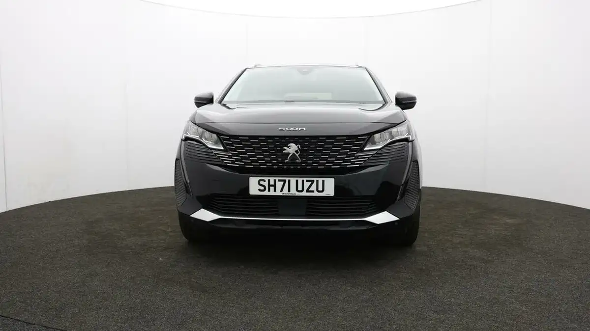 2021-peugeot-5008-suv-12-puretech-allure-big-48