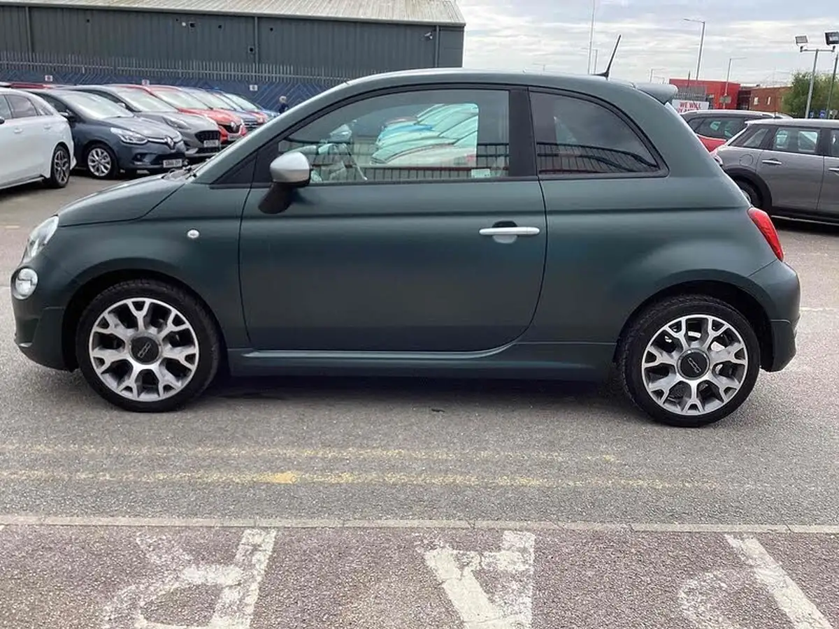 2021-fiat-500-10-rockstar-big-11
