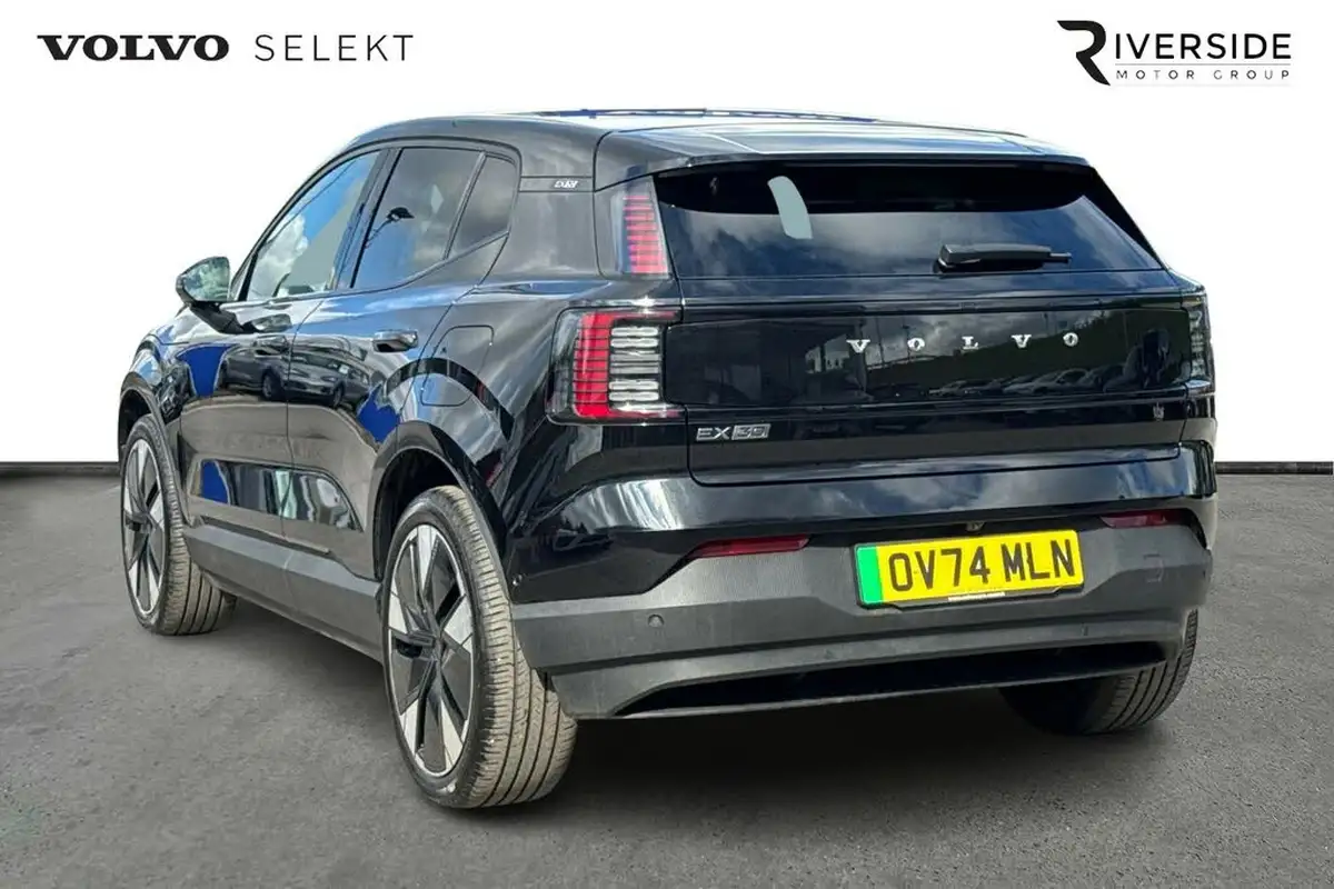 2024-volvo-ex30-e-single-motor-ultra-big-2