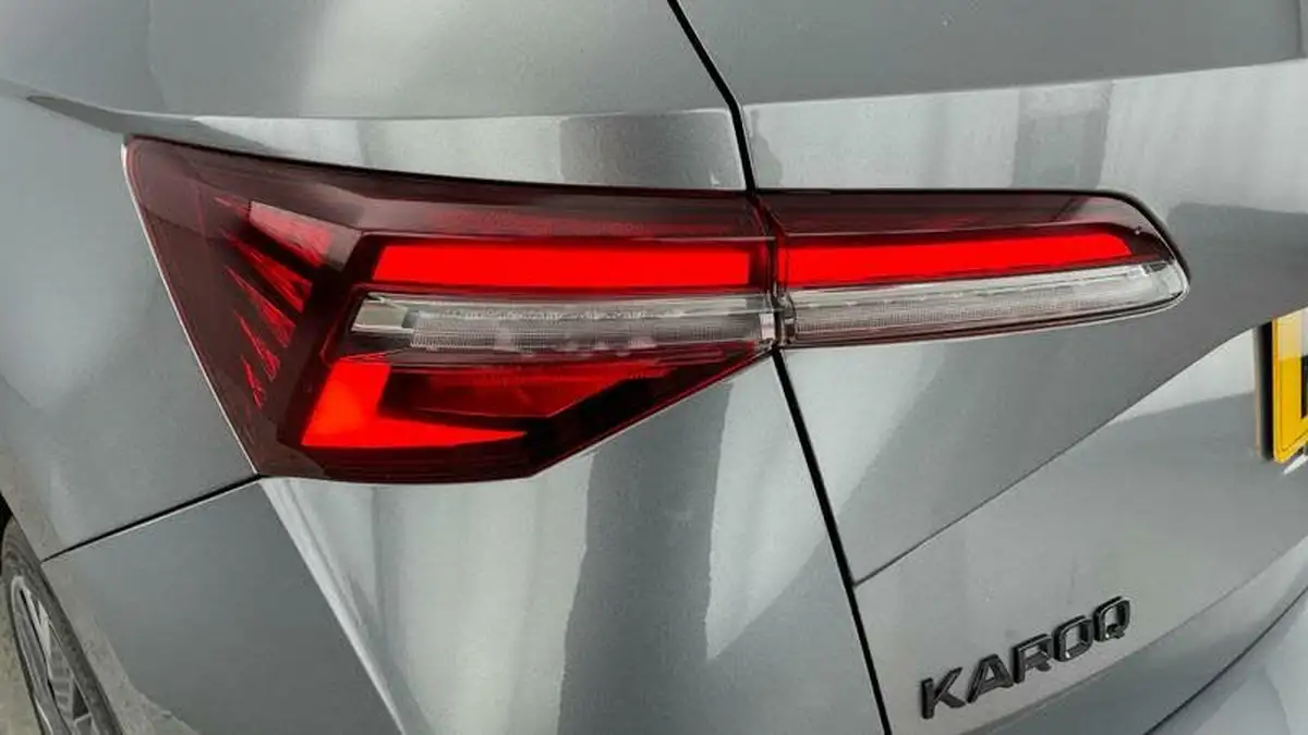 2023-skoda-karoq-15-tsi-sportline-dsg-big-32