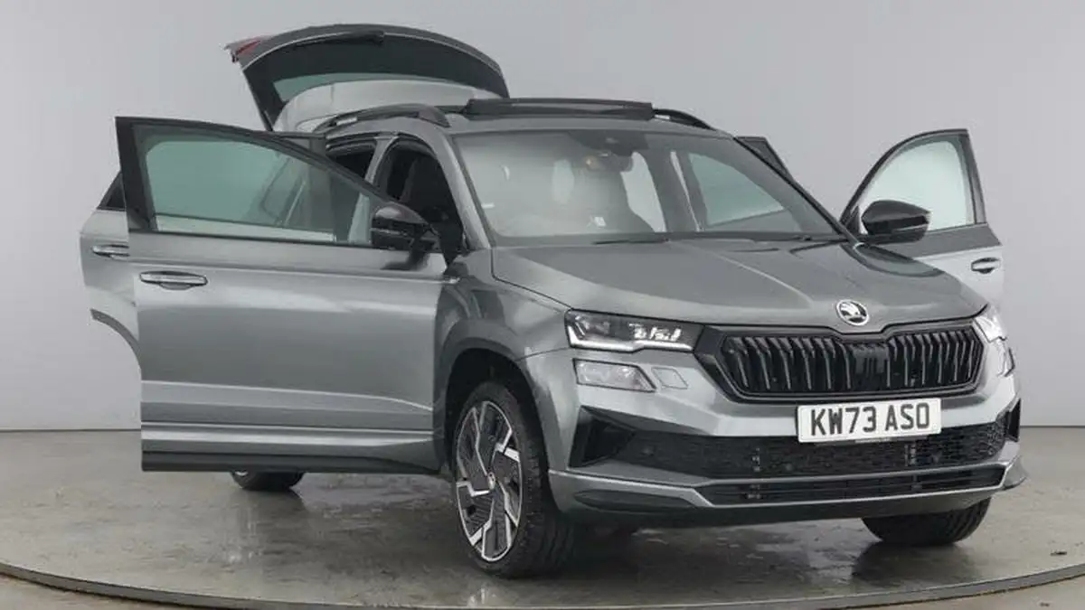 2023-skoda-karoq-15-tsi-sportline-dsg-big-8