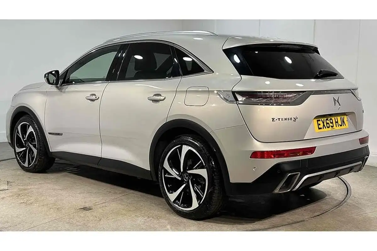 2020-ds-ds-7-crossback-e-tense-ultra-prestige-300ps-4x4-big-4
