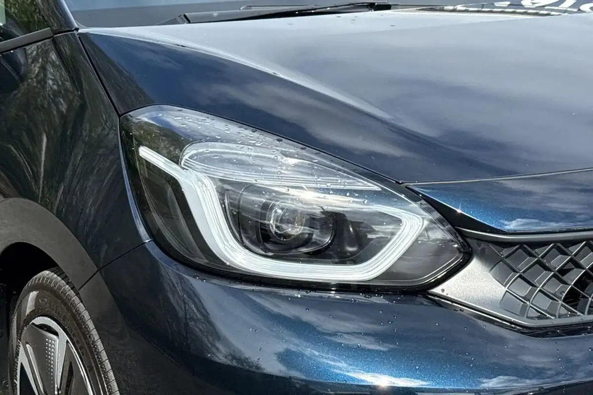 2024-honda-jazz-15-i-mmd-advance-big-24
