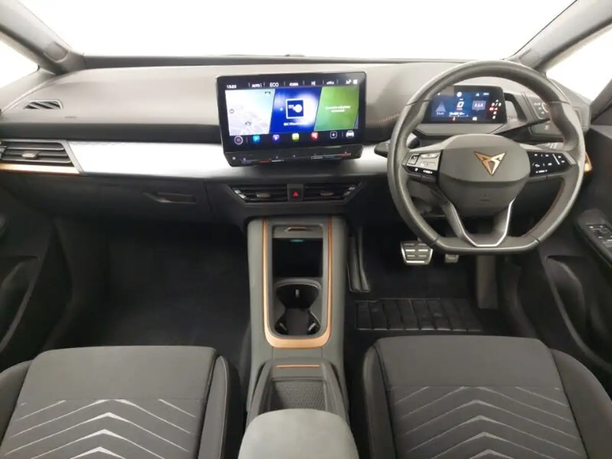 2023-cupra-born-e-v1-204ps-big-2