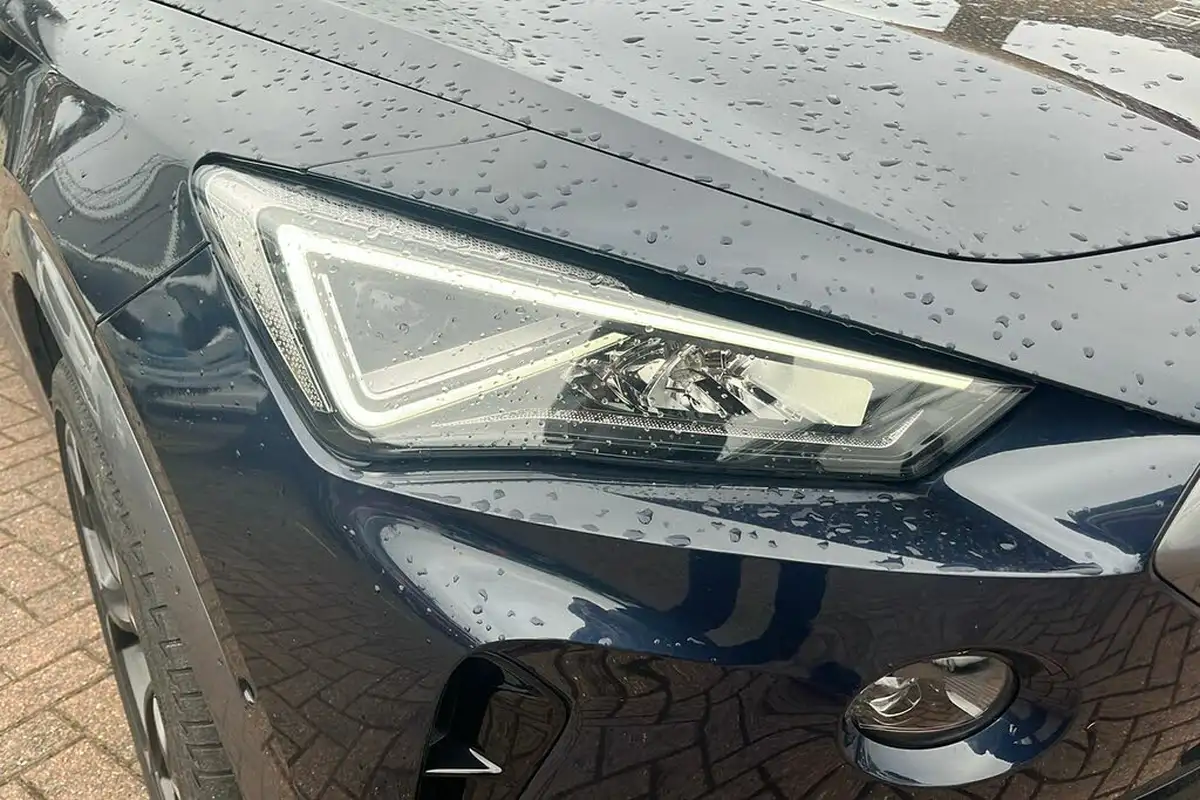2022-cupra-formentor-20-tsi-v2-big-21