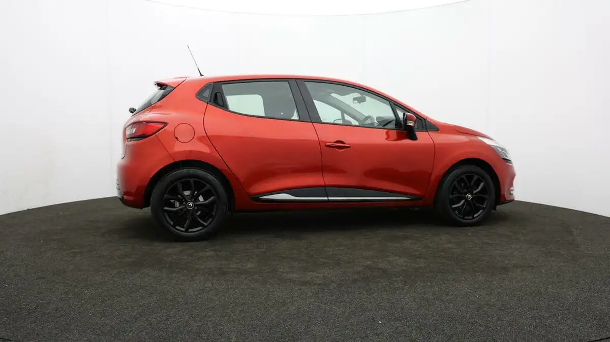 2019-renault-clio-09-tce-play-90ps-big-28