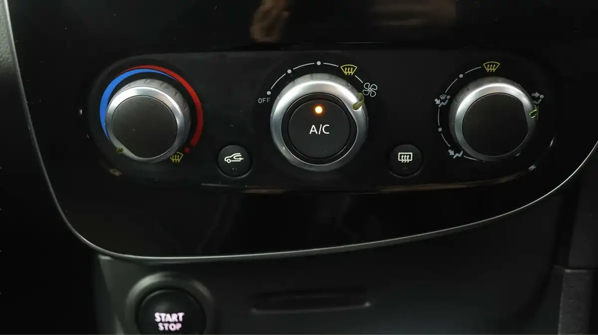 2019-renault-clio-09-tce-play-90ps-big-11