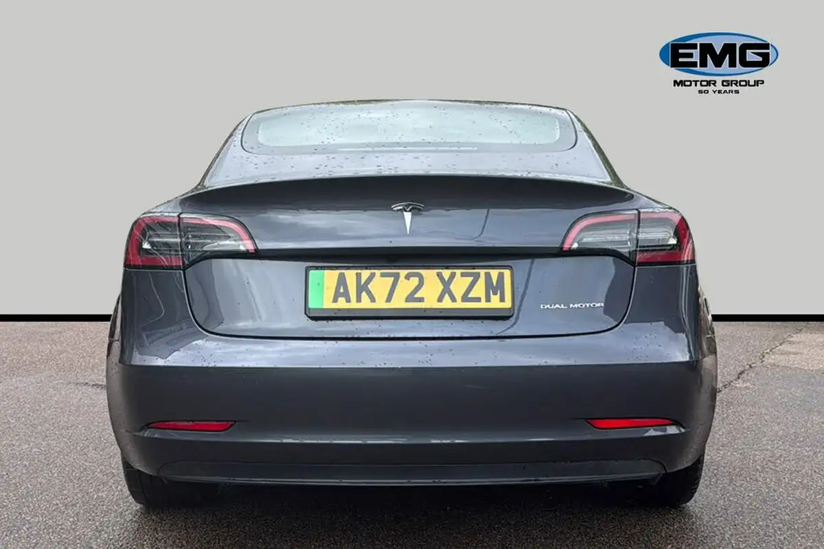 2022-tesla-model-3-e-long-range-big-4